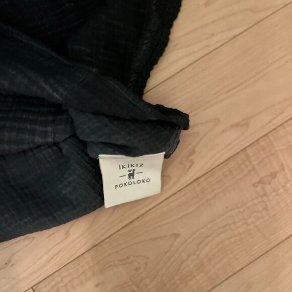 Pokoloko Crinkle Crop Top Black - Picture 4 of 5